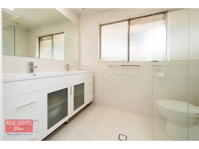45 Chartwell Way, Swan View WA 6056