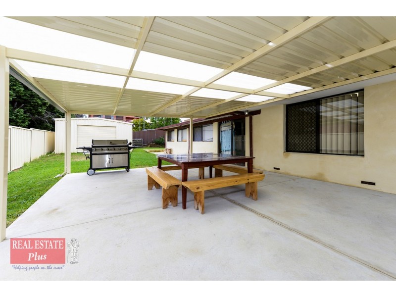 45 Chartwell Way, Swan View WA 6056