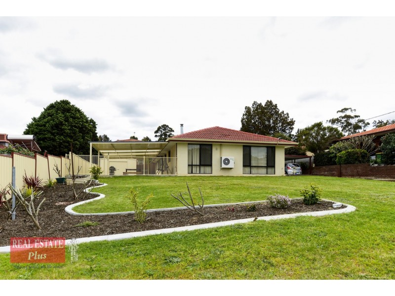 45 Chartwell Way, Swan View WA 6056