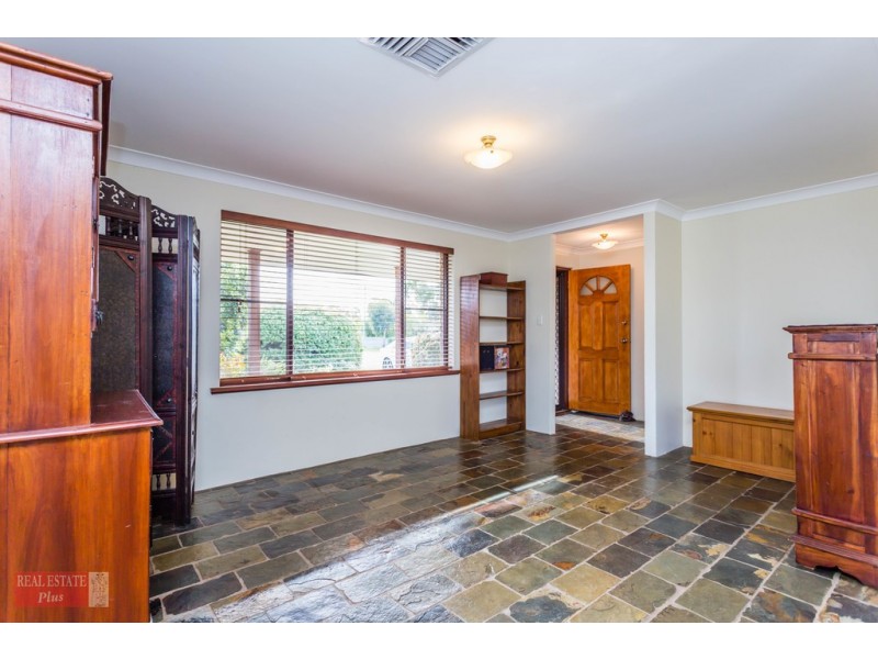 5 Mallee Way, Forrestfield WA 6058