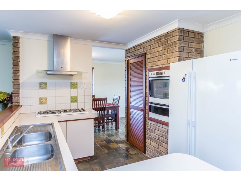 5 Mallee Way, Forrestfield WA 6058