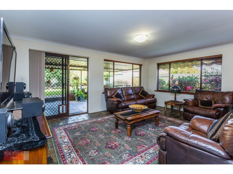 5 Mallee Way, Forrestfield WA 6058