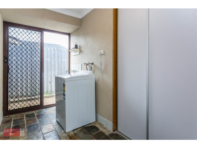 5 Mallee Way, Forrestfield WA 6058