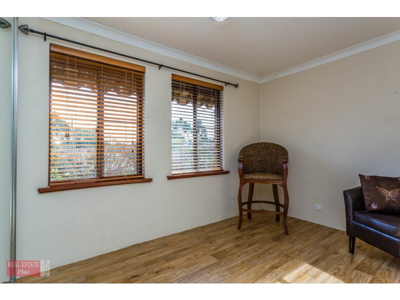 5 Mallee Way, Forrestfield WA 6058