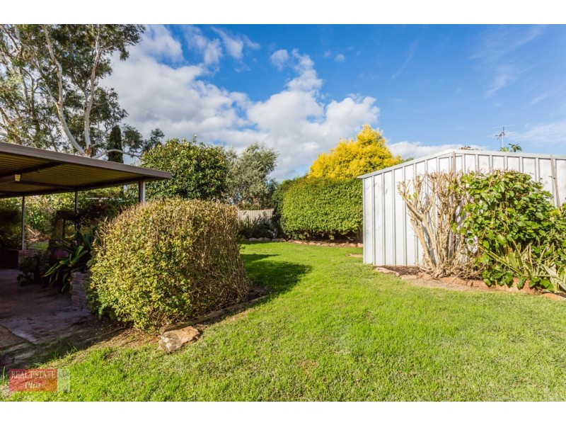 5 Mallee Way, Forrestfield WA 6058