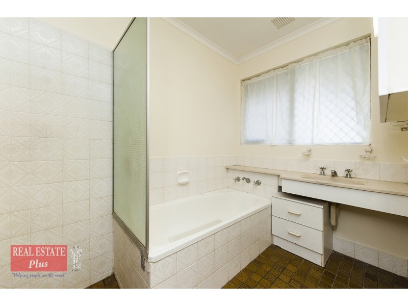 69 Allamanda Way, Forrestfield WA 6058