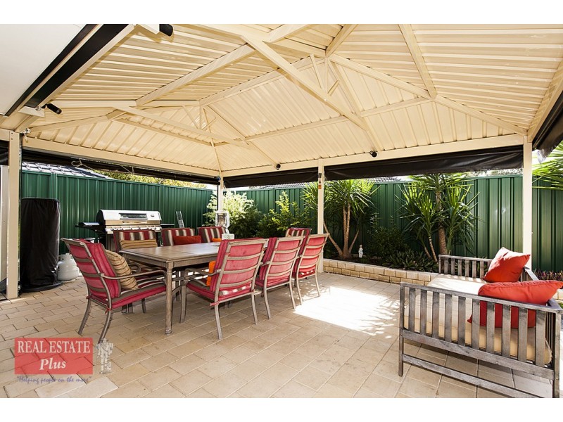 22 Camellia Loop, Forrestfield WA 6058