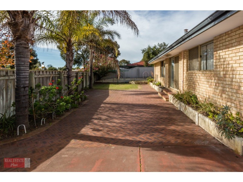 1 Wyperfeld Gardens, Ballajura WA 6066
