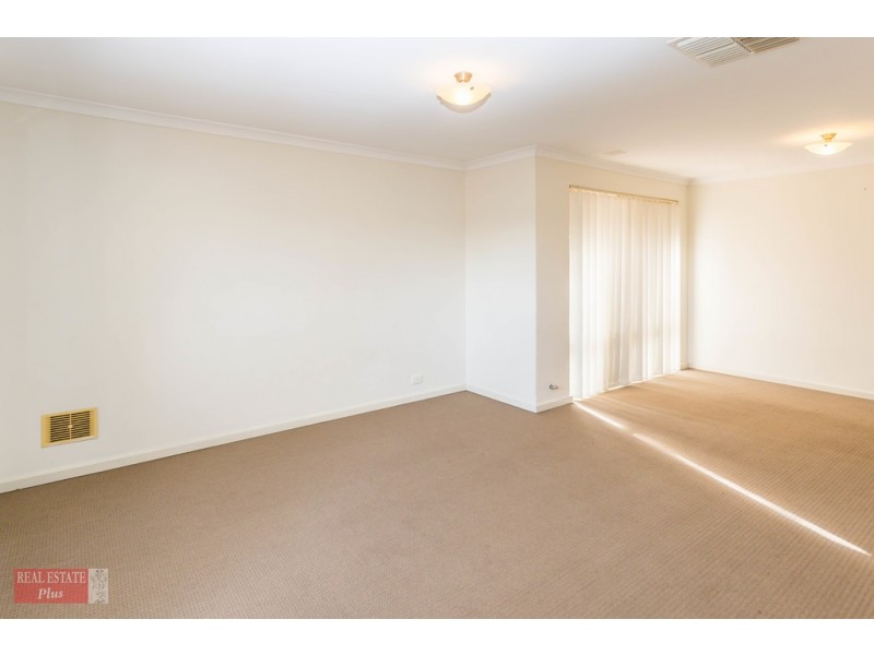 1 Wyperfeld Gardens, Ballajura WA 6066