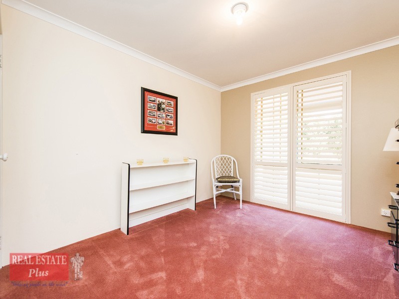 10 Settler Place, Greenmount WA 6056