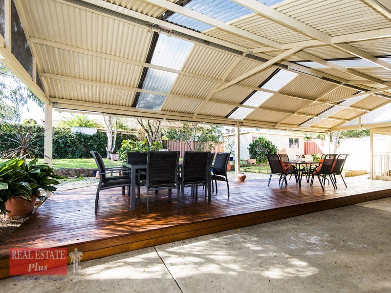 10 Settler Place, Greenmount WA 6056