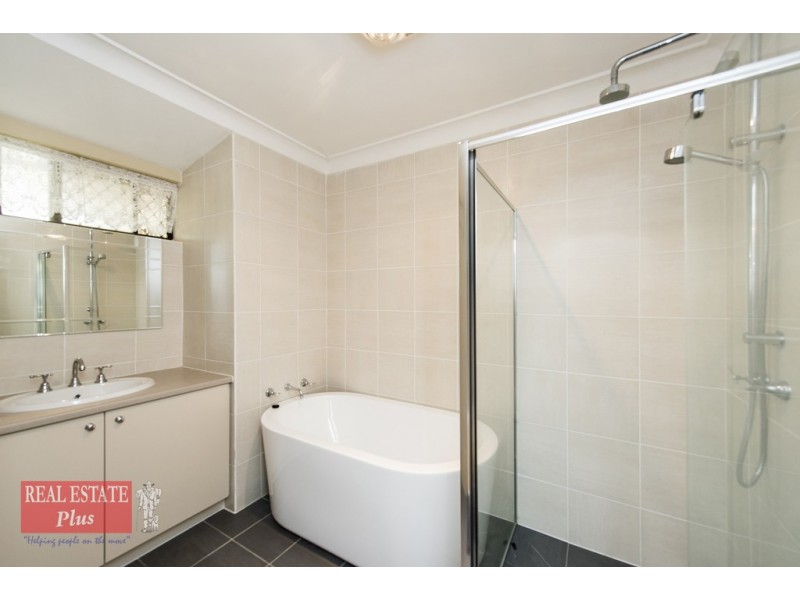 23 Ilex Way, Forrestfield WA 6058