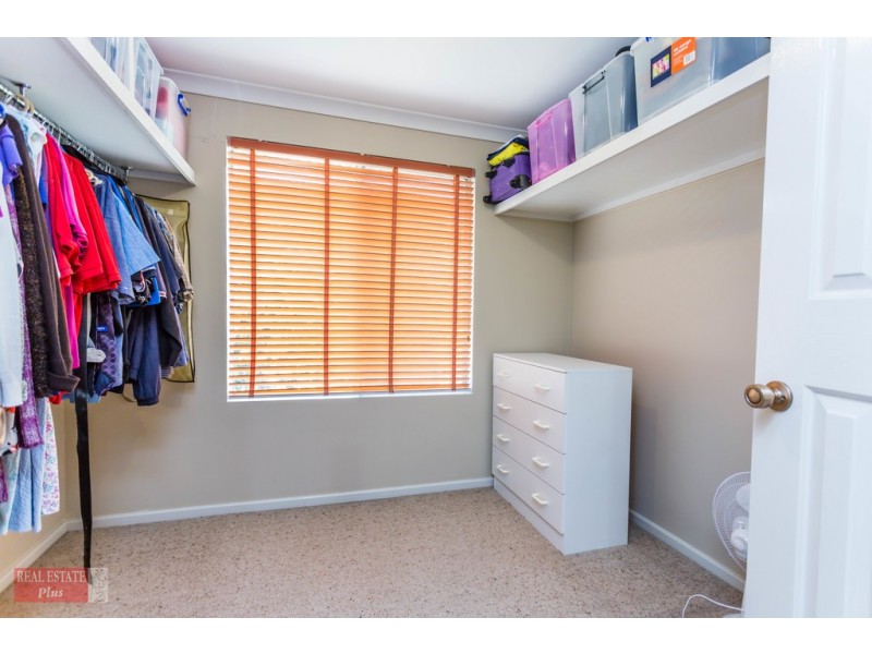 8 Pinebrook Gardens, Forrestfield WA 6058