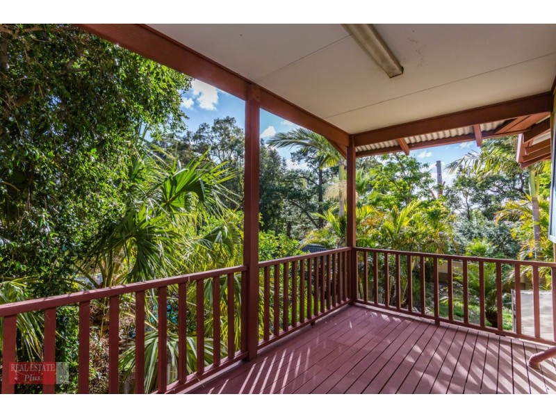 8 Pinebrook Gardens, Forrestfield WA 6058