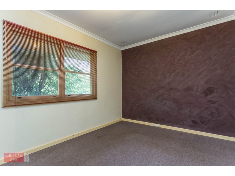 1 Baloo Place, Koongamia WA 6056