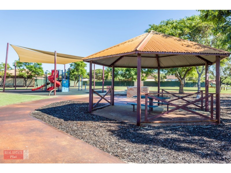11 Nicholli Court, Gosnells WA 6110