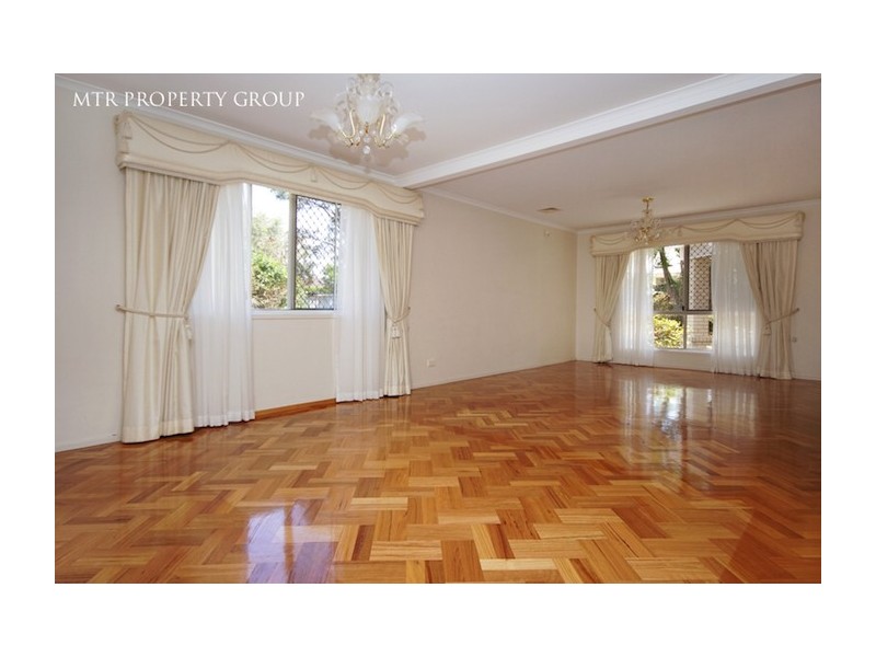 2 Greenstead Way, Forest Lake QLD 4078