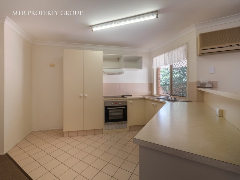 11 Springfield Place, Forest Lake QLD 4078