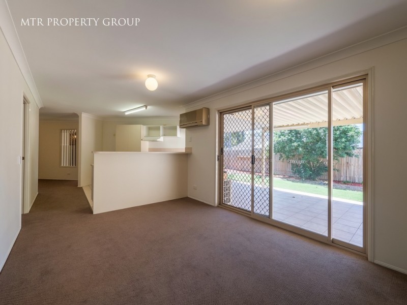 11 Springfield Place, Forest Lake QLD 4078