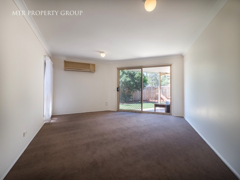 11 Springfield Place, Forest Lake QLD 4078