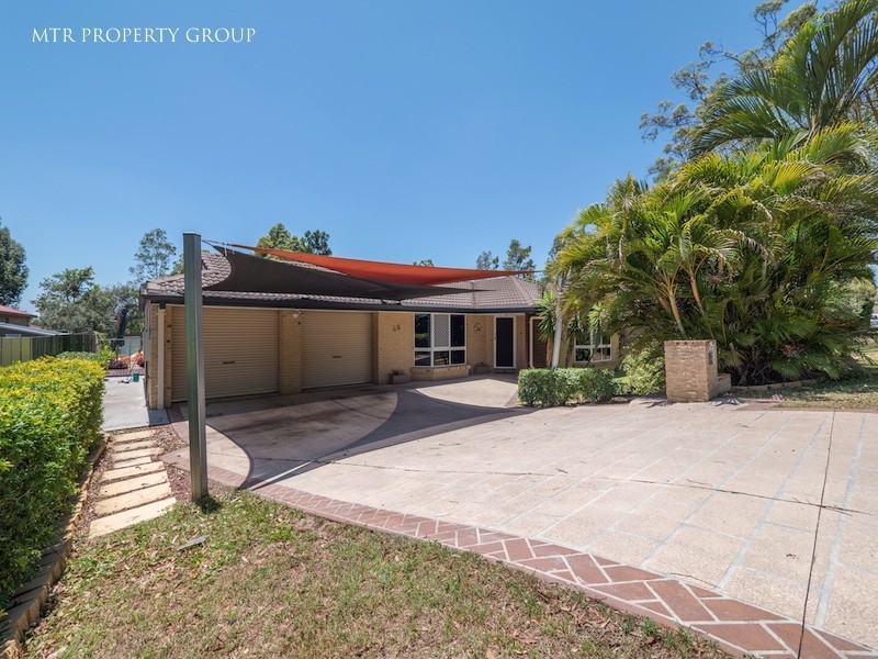 25 Solander Cct, Forest Lake QLD 4078