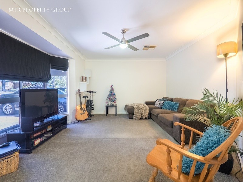 25 Solander Cct, Forest Lake QLD 4078