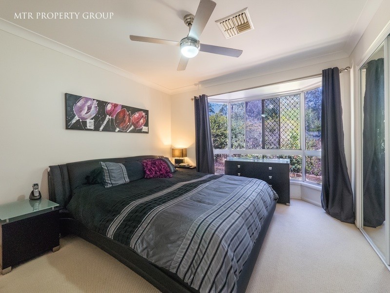 25 Solander Cct, Forest Lake QLD 4078