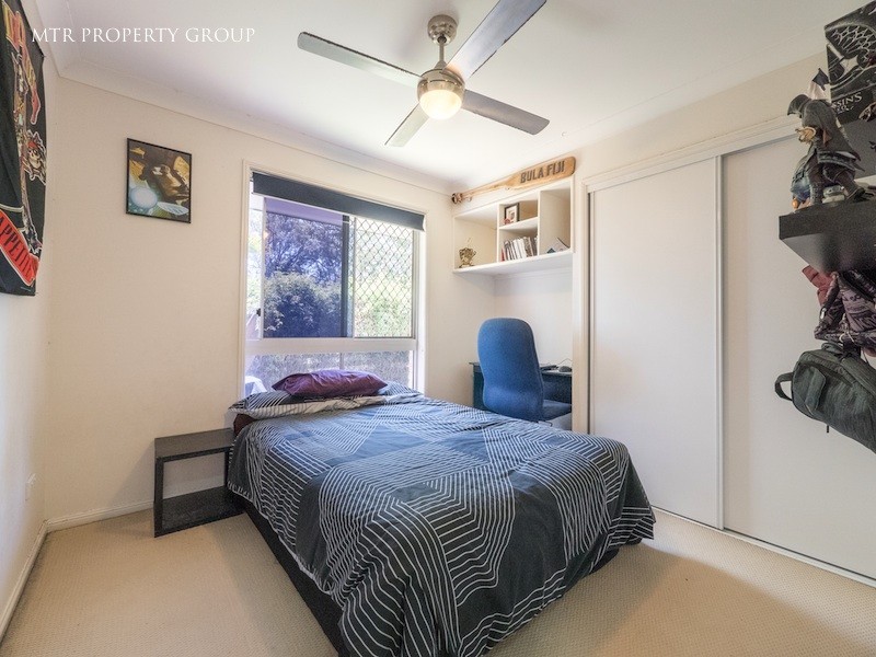 25 Solander Cct, Forest Lake QLD 4078