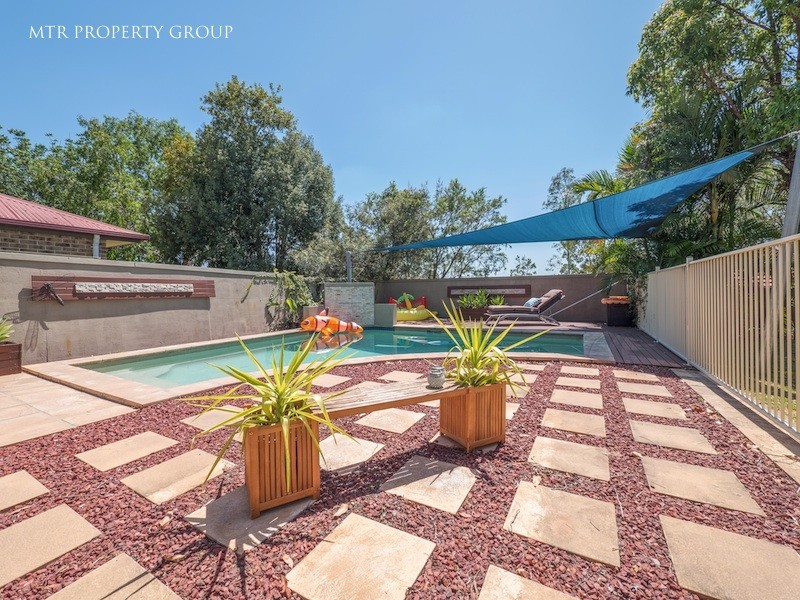 25 Solander Cct, Forest Lake QLD 4078