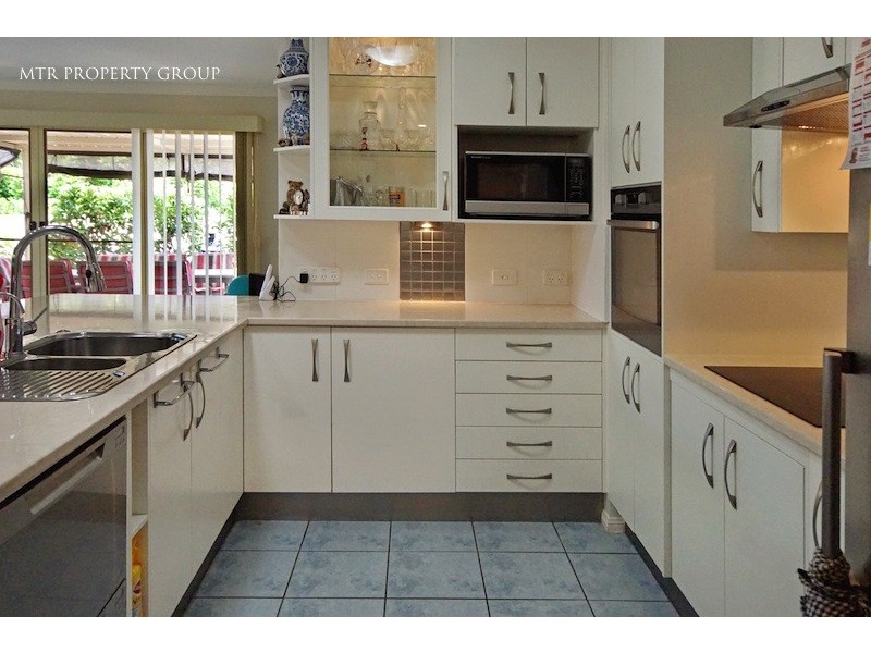 11 Tully Street, Forest Lake QLD 4078