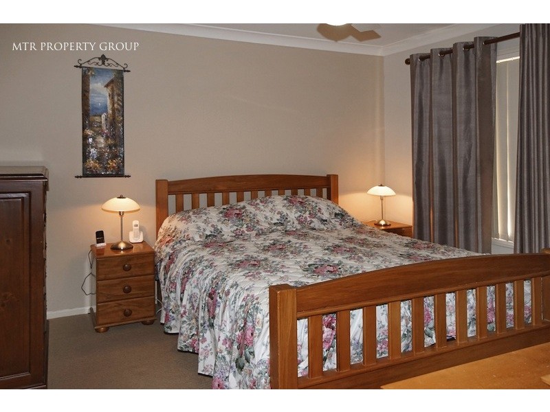 11 Tully Street, Forest Lake QLD 4078