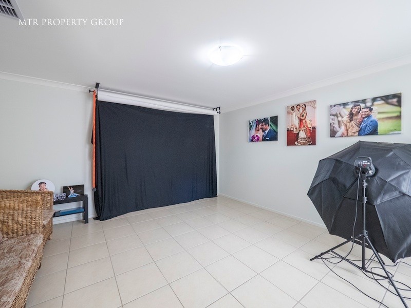 59 Moran Crescent, Forest Lake QLD 4078