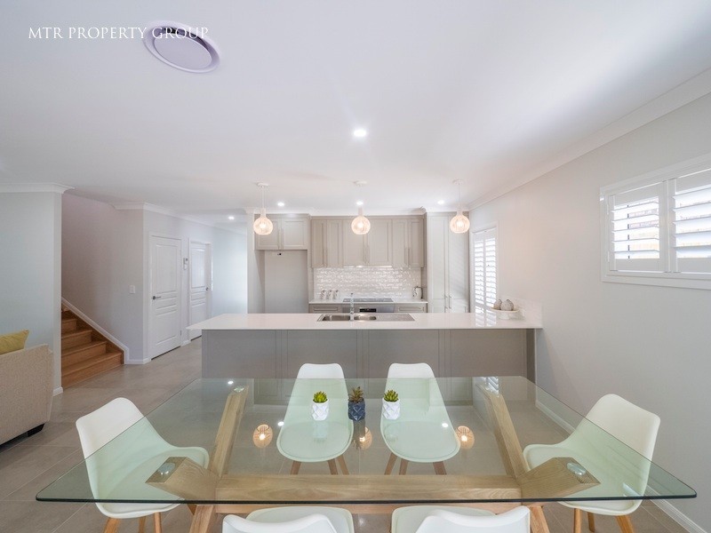 35 Renoir Crescent, Forest Lake QLD 4078