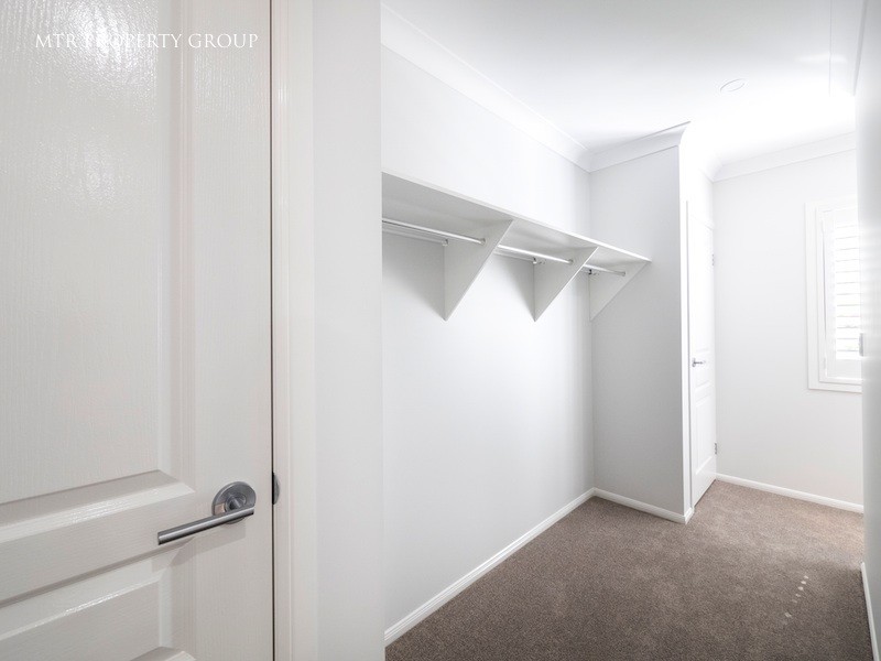 35 Renoir Crescent, Forest Lake QLD 4078