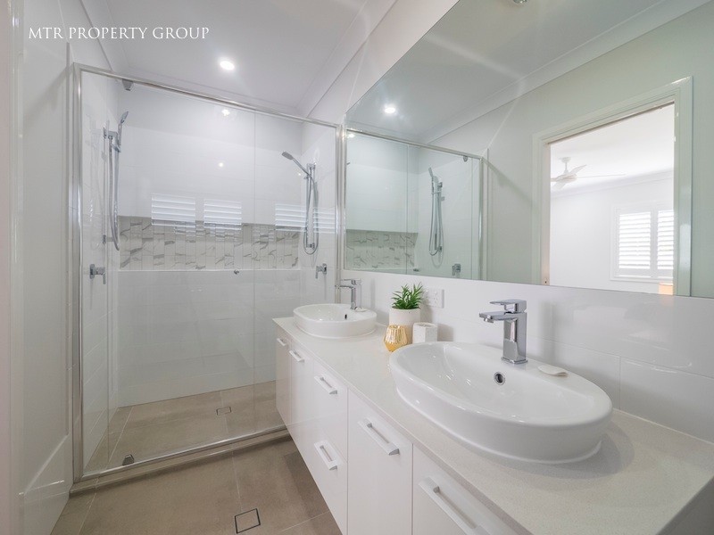 35 Renoir Crescent, Forest Lake QLD 4078