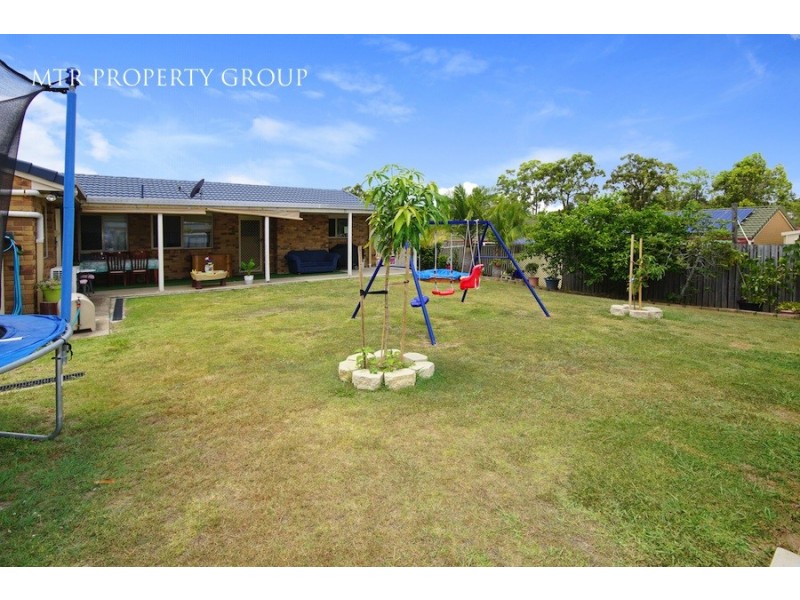 8 Whipbird Place, Doolandella QLD 4077