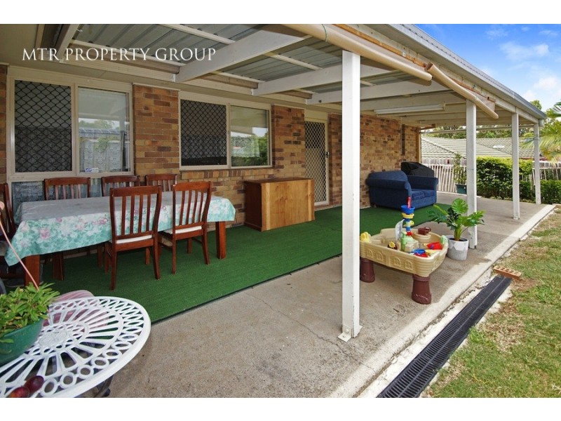 8 Whipbird Place, Doolandella QLD 4077
