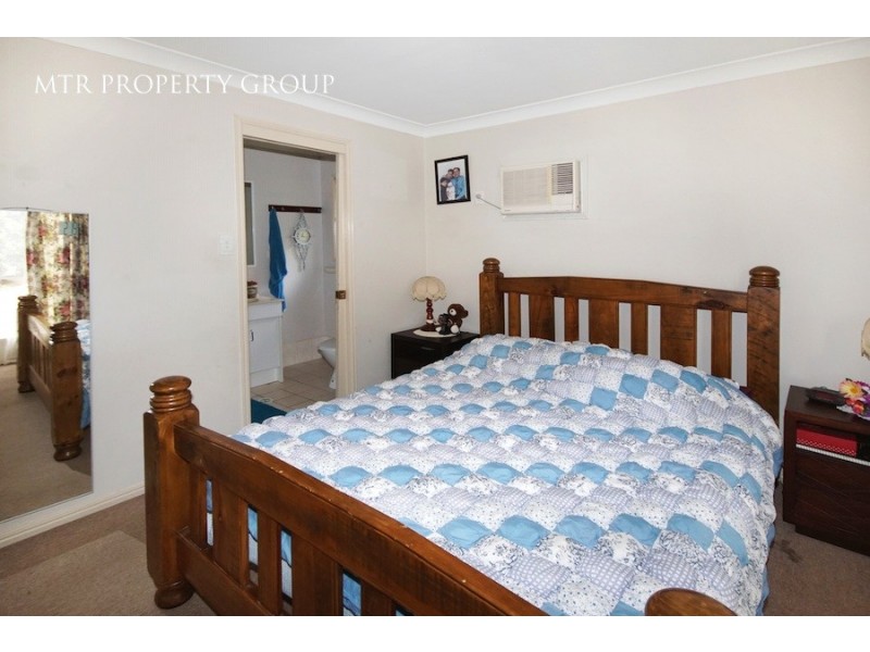 8 Whipbird Place, Doolandella QLD 4077