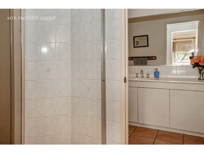 122 Laricina Circuit, Forest Lake QLD 4078