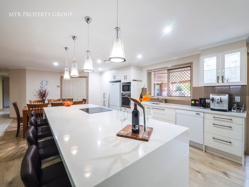 28 Glorious Way, Forest Lake QLD 4078