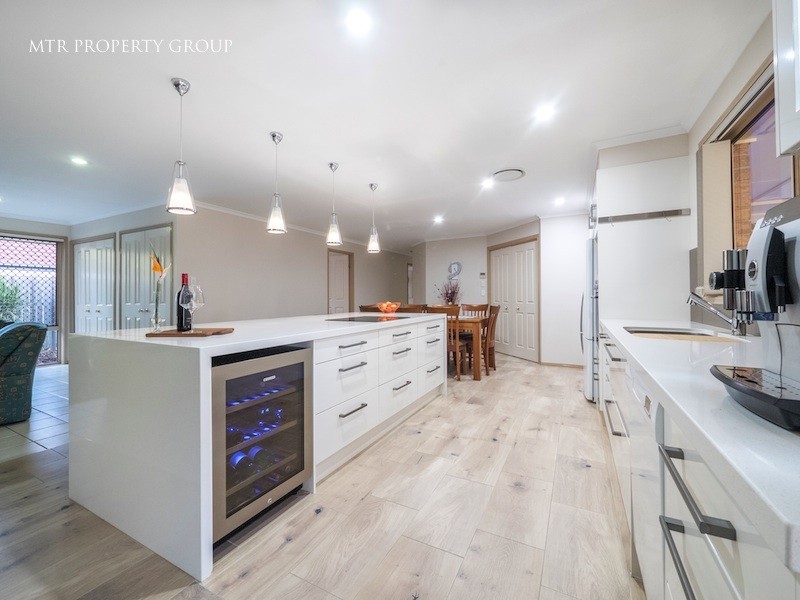 28 Glorious Way, Forest Lake QLD 4078