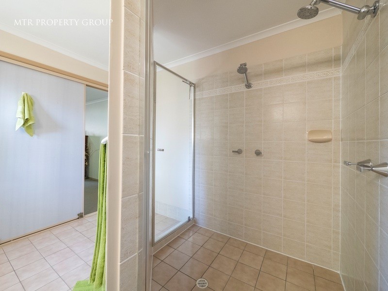 28 Glorious Way, Forest Lake QLD 4078