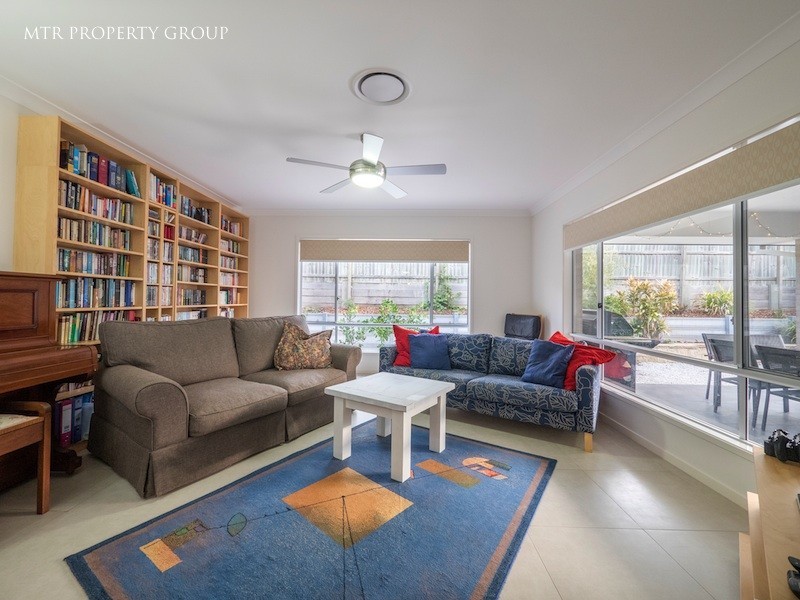 61 Laurel Street, Heathwood QLD 4110