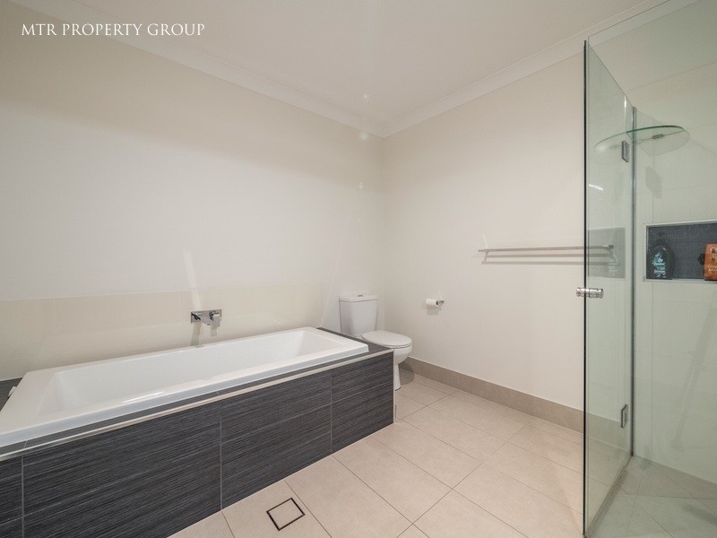 61 Laurel Street, Heathwood QLD 4110