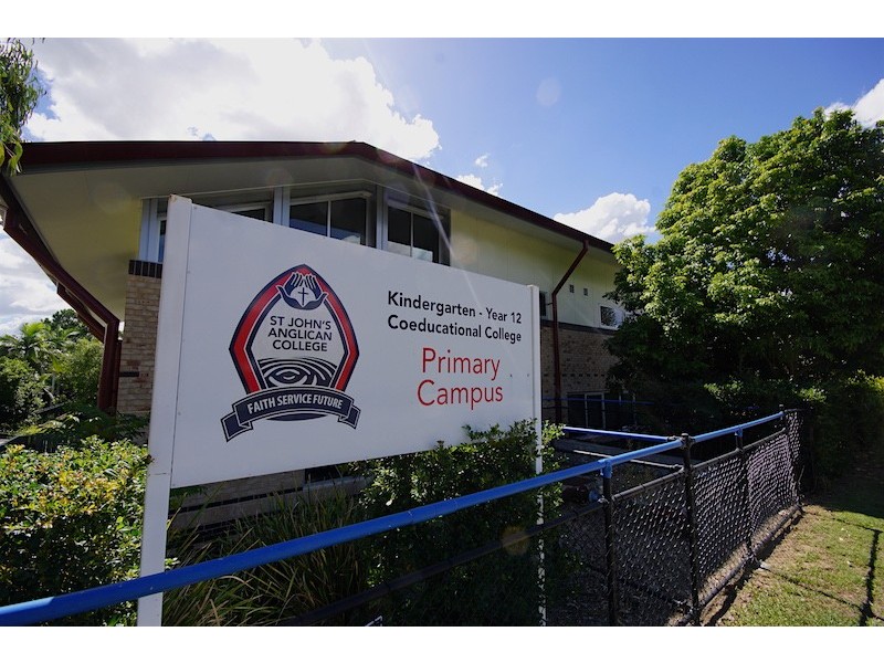 66 Rimu Crescent, Forest Lake QLD 4078