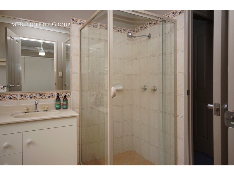 27 Carolina Parade, Forest Lake QLD 4078