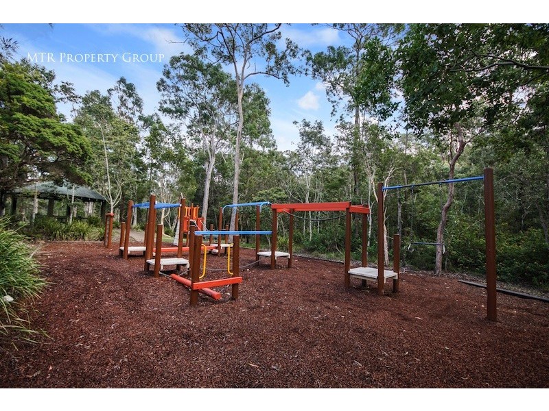 27 Carolina Parade, Forest Lake QLD 4078