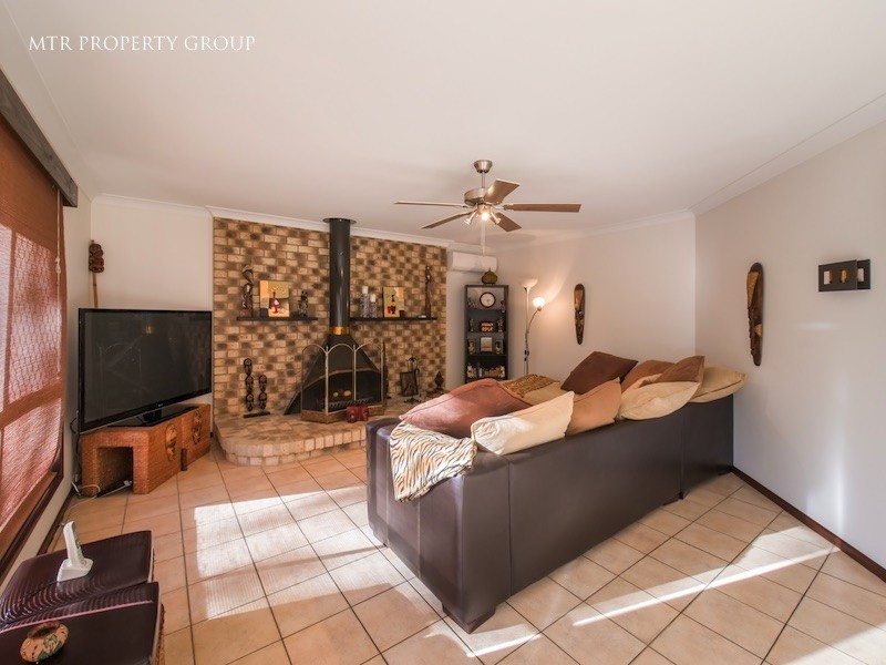 14 Bellthorpe Place, Forest Lake QLD 4078