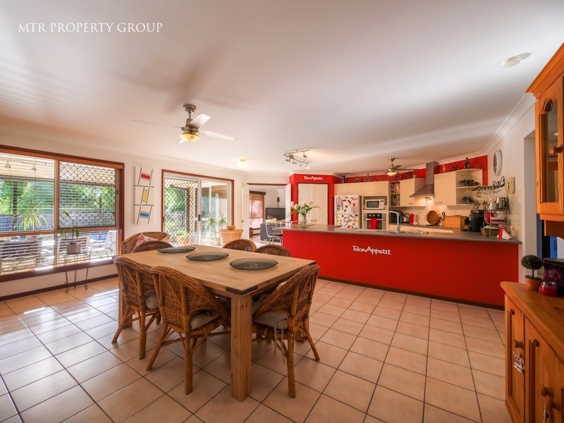 14 Bellthorpe Place, Forest Lake QLD 4078