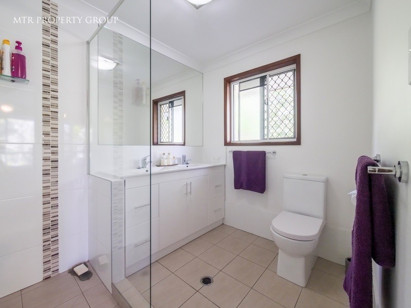 14 Bellthorpe Place, Forest Lake QLD 4078